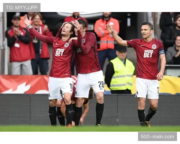 欧联杯战报：萨格勒布迪纳摩防线崩塌客场惨遭四球逆转