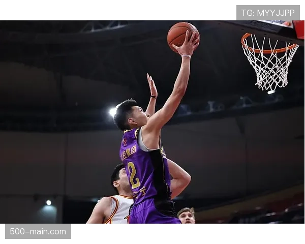 奎因奥内斯正负值+13 个人表现难掩球队整体困境